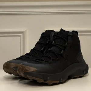 Under Armour Charged Expanse Mid